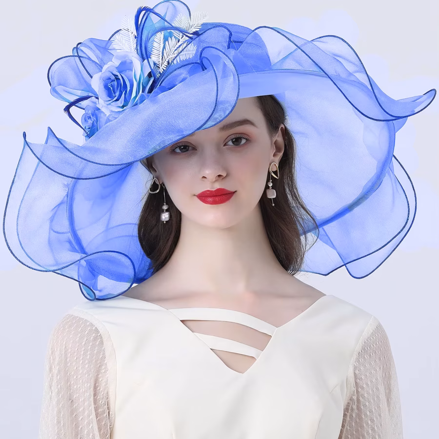 Chapeau de cérémonie charmant bleu