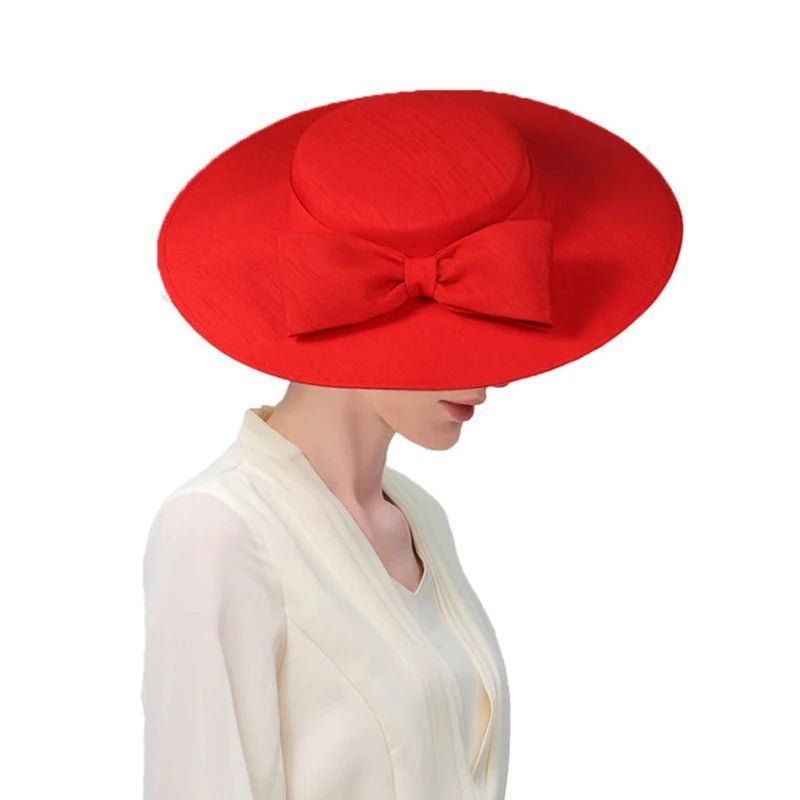 chapeau en satin noir
