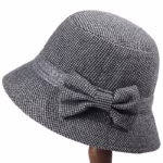 Chapeau cloche petits carreaux